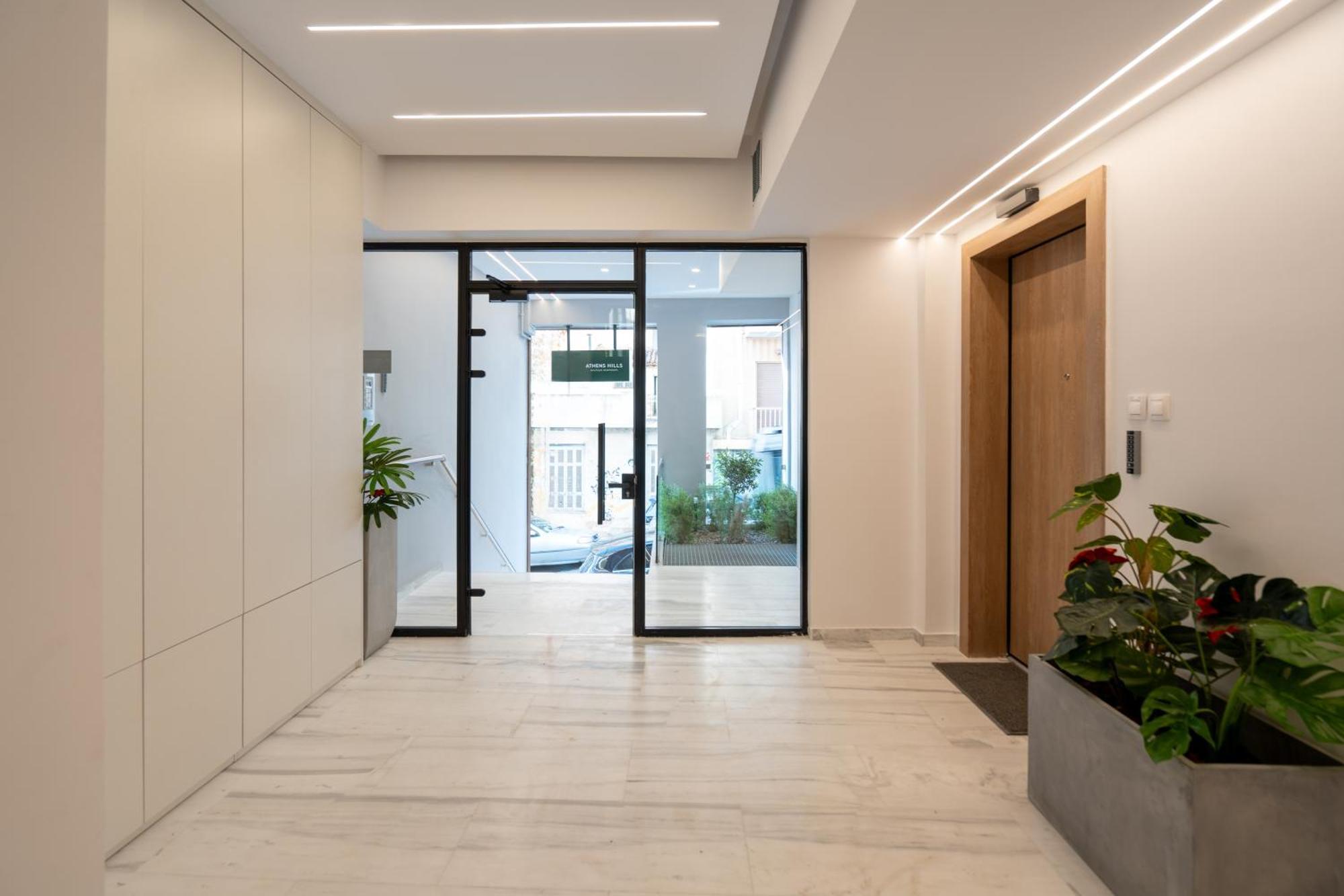 Seven Hills, Boutique Apartments Афины Экстерьер фото
